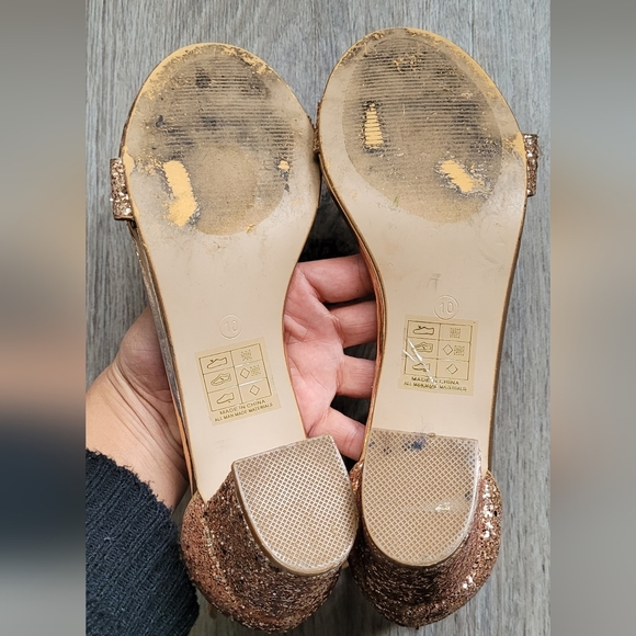 J. Adams "Daisy" Shoe size 10 in Champagne Glitter - Picture 6 of 8